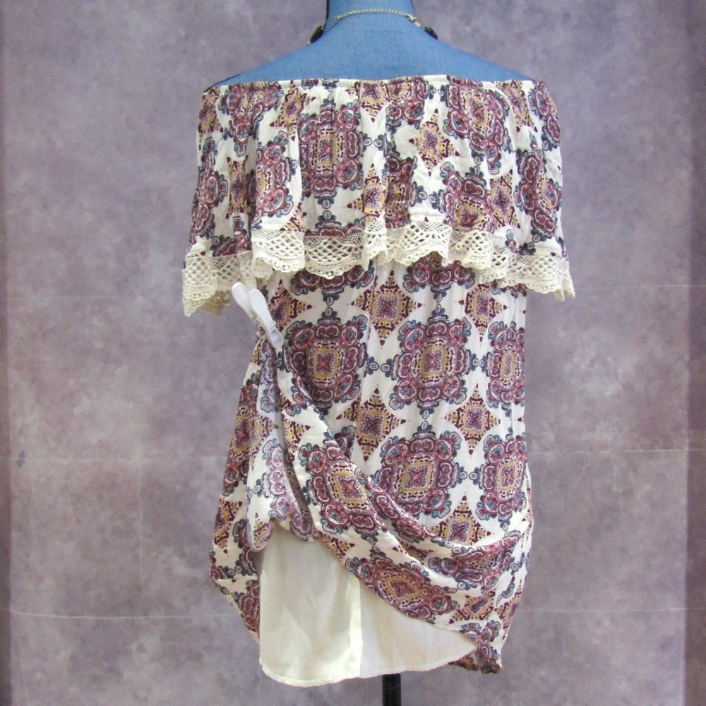 Rue21 Off Shoulder Crochet Lace Top Size XS - Picture 5 of 6